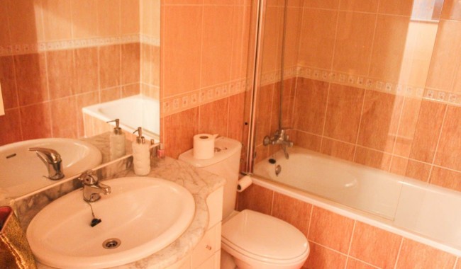 Resale - Apartment - Guardamar - El Eden