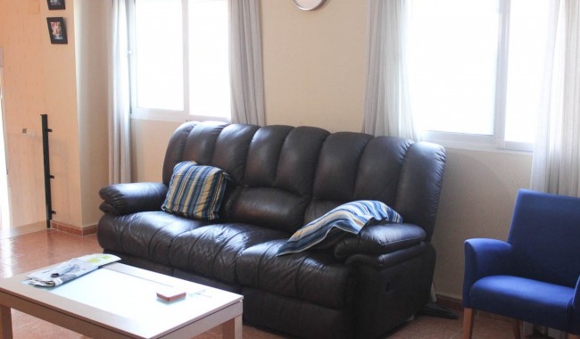 Resale - Apartment - Guardamar - El Eden