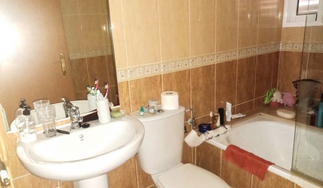 Resale - Apartment - Guardamar - El Eden