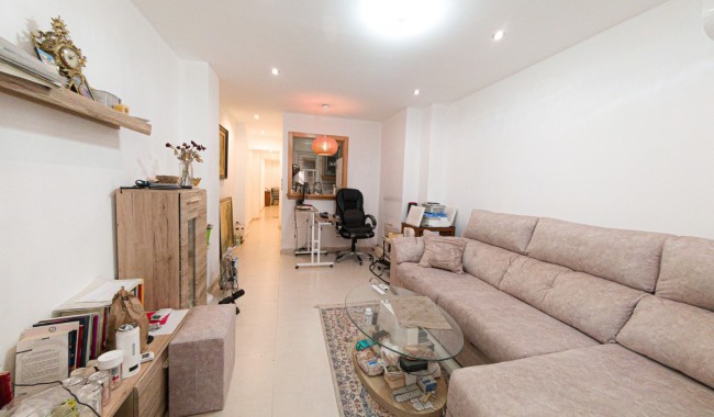 Resale - Apartment - Torrevieja - Playa de Los Locos-Curva del Palangre