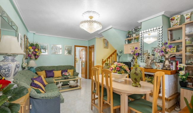 Brukt - Villa - Torrevieja - Zona los Frutales