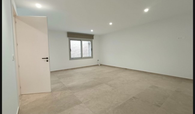 Brukt - Villa - Benijófar