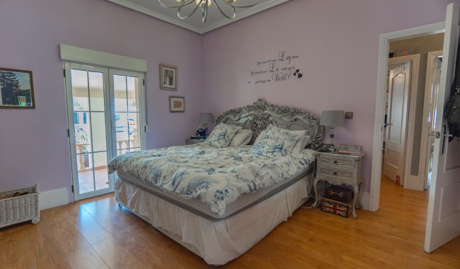 Begagnad - Villa - Heredades