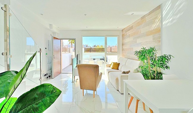 Begagnad - Radhus - Torrevieja - Los Balcones