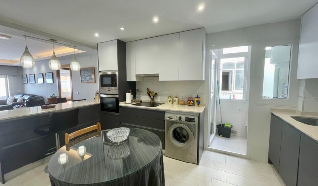 Brukt - Leilighet - Torrevieja - Playa del cura