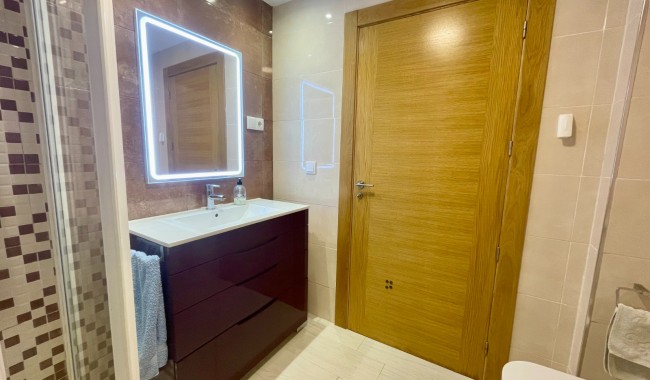 Brukt - Leilighet - Torrevieja - Playa del cura