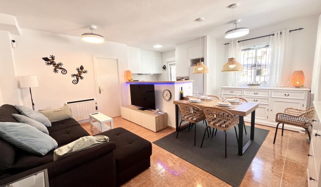 Sprzedaż - Apartament - Entre Naranjos - Vistabella - Entre Naranjos