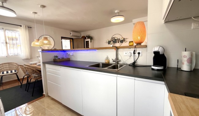 Sprzedaż - Apartament - Entre Naranjos - Vistabella - Entre Naranjos