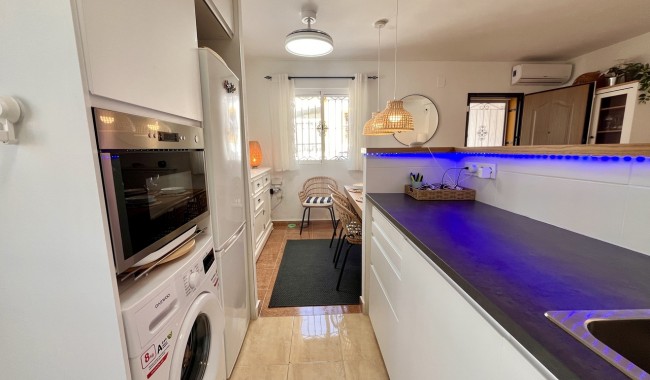 Sprzedaż - Apartament - Entre Naranjos - Vistabella - Entre Naranjos