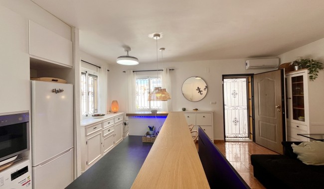 Sprzedaż - Apartament - Entre Naranjos - Vistabella - Entre Naranjos