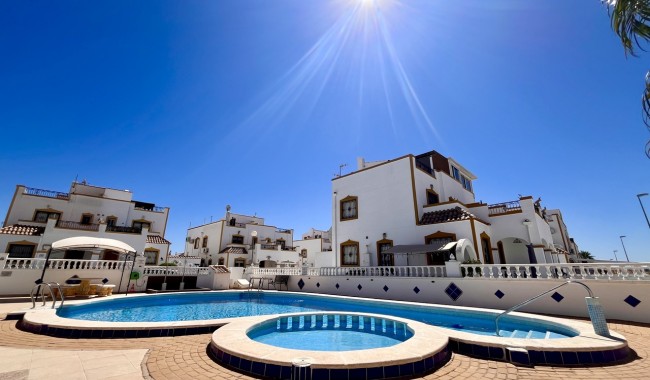 Sprzedaż - Apartament - Entre Naranjos - Vistabella - Entre Naranjos