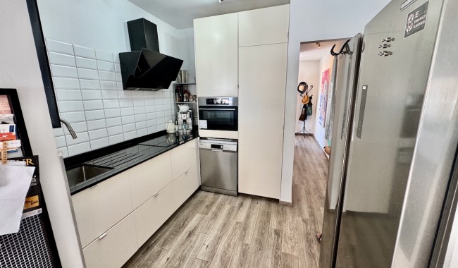 Sprzedaż - Willa - Punta Prima