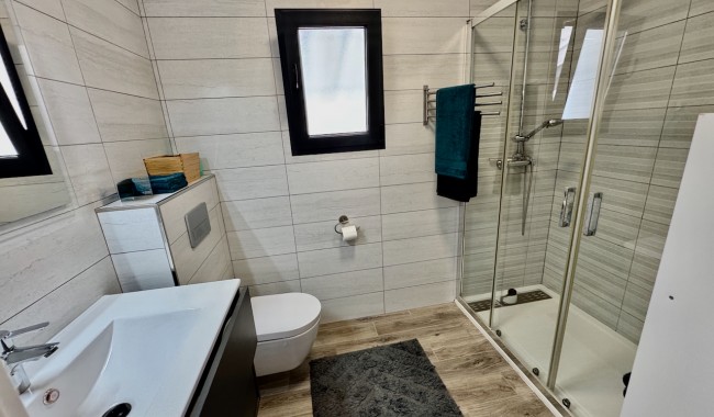 Sprzedaż - Willa - Punta Prima