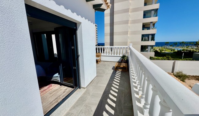 Sprzedaż - Willa - Punta Prima