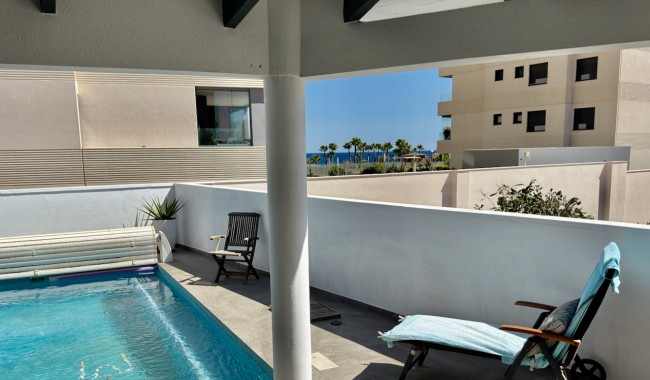 Sprzedaż - Willa - Punta Prima