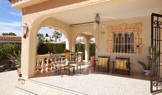 Begagnad - Villa - Ciudad Quesada/Rojales - Central Quesada