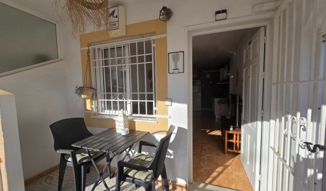 Segunda mano - Apartamento - Torrevieja - El Limonar