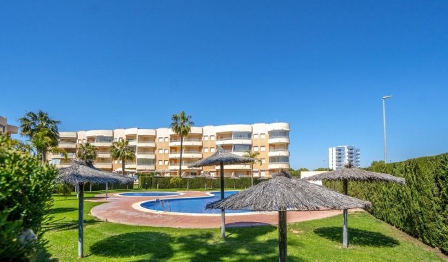 Resale - Apartment - Orihuela - Dehesa de Campoamor