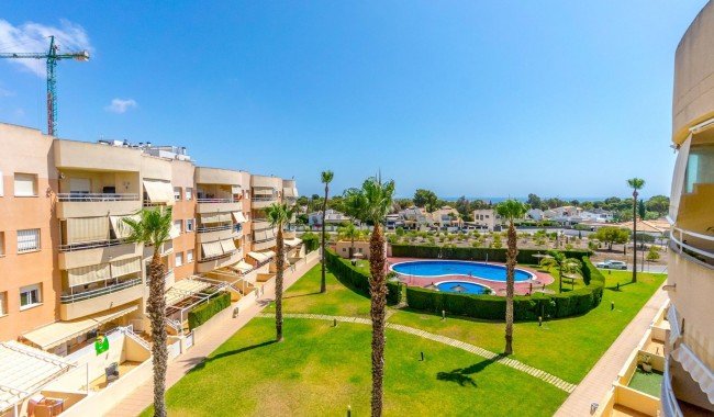 Resale - Apartment - Orihuela - Dehesa de Campoamor