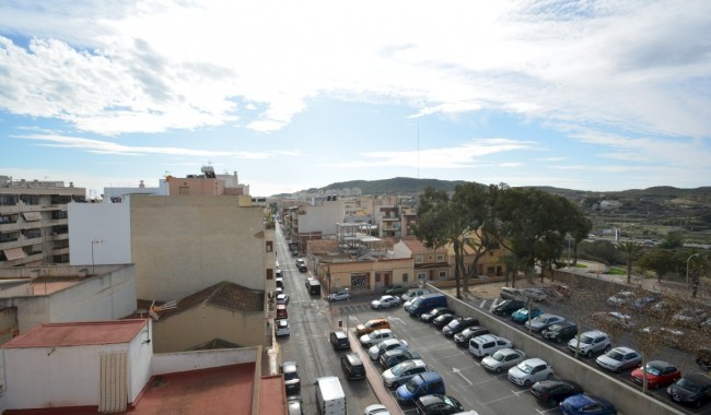 Resale - Apartment - Guardamar