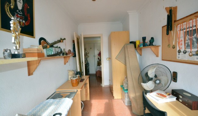 Resale - Apartment - Guardamar