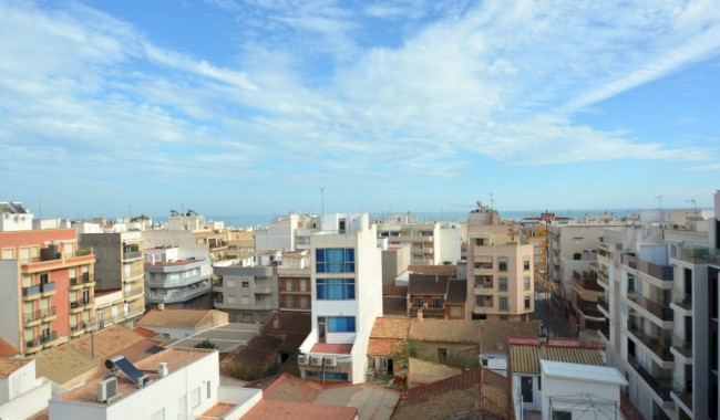 Resale - Apartment - Guardamar