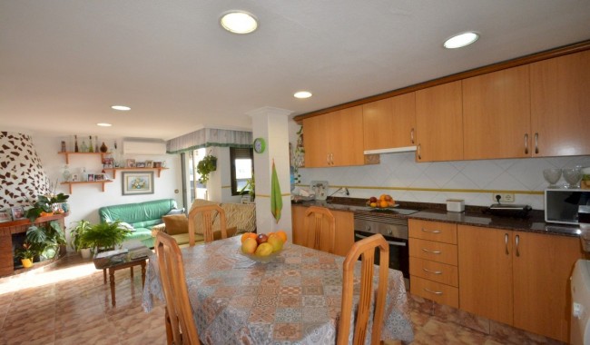 Resale - Apartment - Guardamar