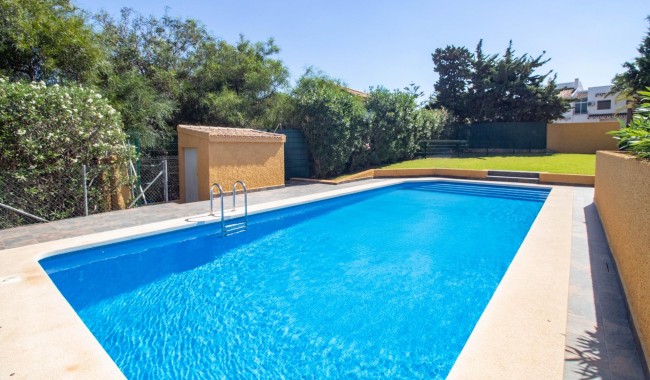 Brukt - Vertikaldelt - Orihuela Costa - Cabo Roig