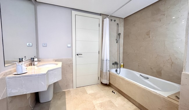 Segunda mano - Apartamento - Orihuela - Las Colinas Golf