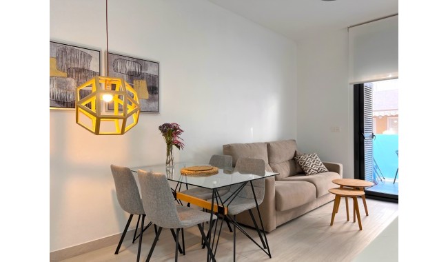 Segunda mano - Apartamento - Torrevieja - Playa del cura