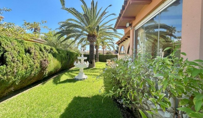 Resale - Villa - Orihuela - Cabo Roig