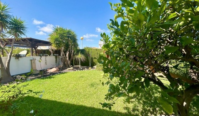 Resale - Villa - Orihuela - Cabo Roig