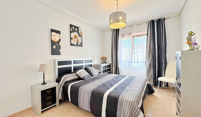 Begagnad - Lägenhet - Torrevieja - Rocio del Mar