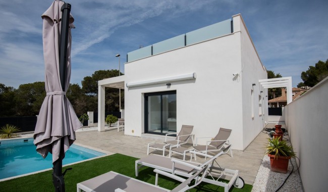 Nybyggnation - Villa - Pilar de La Horadada - Pinar de Campoverde