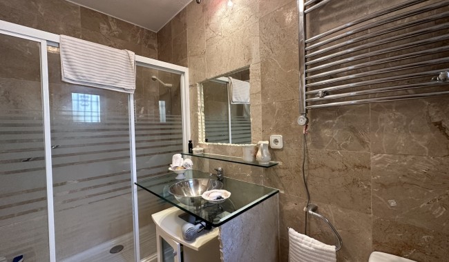 Segunda mano - Villa - Orihuela - Villamartín