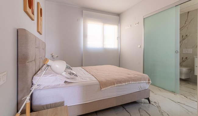 Resale - Apartment - Orihuela - Los Almendros-La Florida