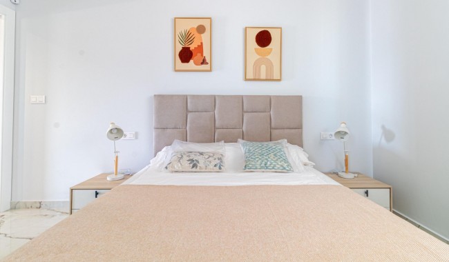 Resale - Apartment - Orihuela - Los Almendros-La Florida