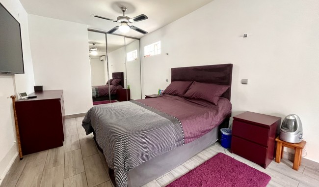 Resale - Villa - Pinar de Campoverde