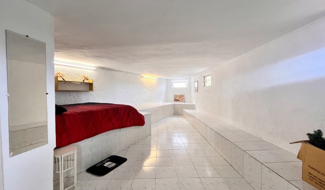 Resale - Villa - Pinar de Campoverde