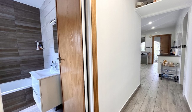 Resale - Villa - Pinar de Campoverde