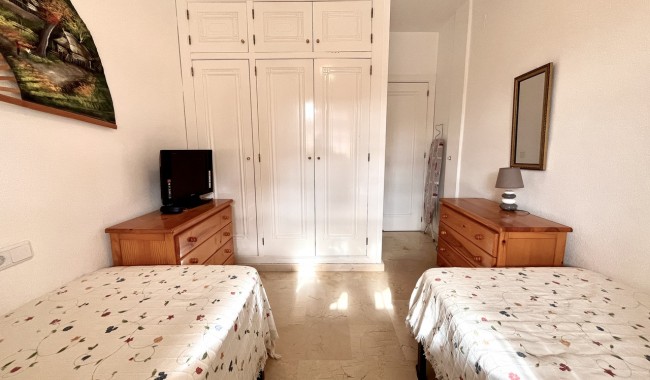 Resale - Apartment - Orihuela Costa - Playa Flamenca