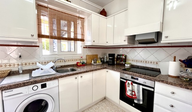 Resale - Apartment - Orihuela Costa - Playa Flamenca