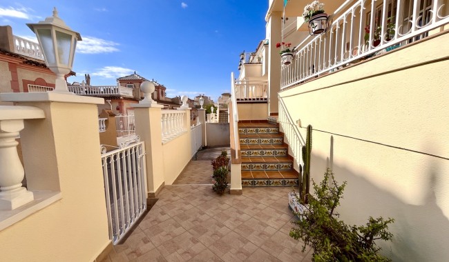Resale - Apartment - Orihuela Costa - Playa Flamenca
