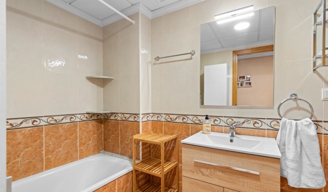 Begagnad - Lägenhet - Alicante - El Campello