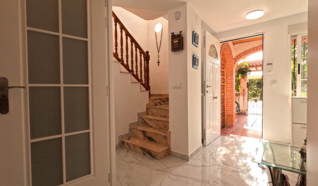 Begagnad - Radhus - Torrevieja - El Acequión - Los Náufragos