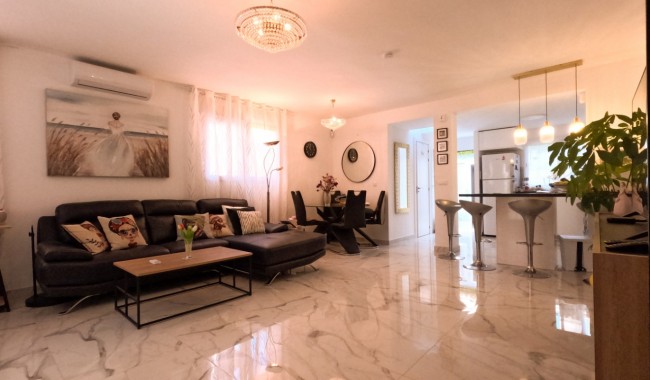 Begagnad - Radhus - Torrevieja - El Acequión - Los Náufragos