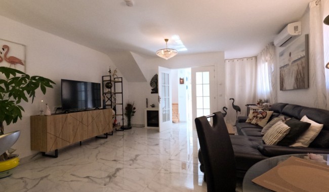 Begagnad - Radhus - Torrevieja - El Acequión - Los Náufragos