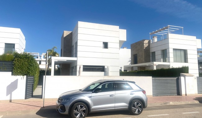 Sprzedaż - Willa - Ciudad Quesada - Doña pepa