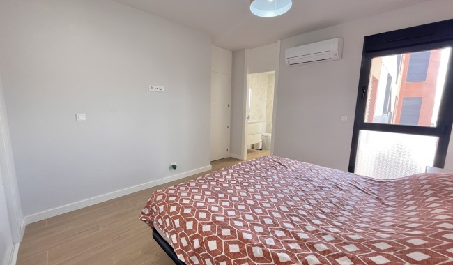 Resale - Apartment - Orihuela - Villamartín