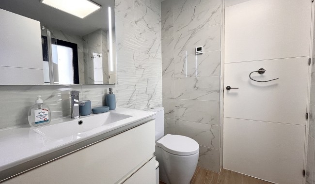 Resale - Apartment - Orihuela - Villamartín